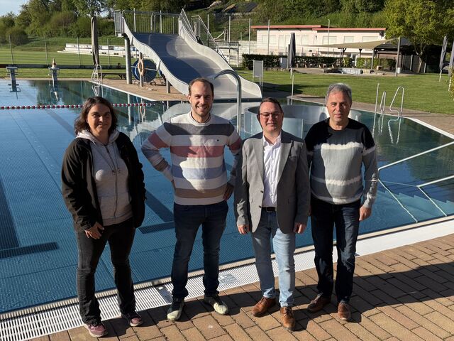Gemeinsam stark: Stadtwerke Buchen übernehmen technische Betriebsführung des Schefflenzer Freibad  Gemeinsam stark: Stadtwerke Buchen übernehmen technische Betriebsführung des Schefflenzer Freibad